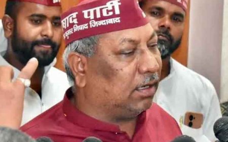 अब करणी सेना के दुश्मन बने यूपी के मंत्री, जुबान काटने वाले को साढ़े 5 लाख इनाम की घोषणा