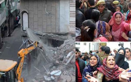 पूर्व मंत्री आजम खां और आईएमएसी प्रमुख मौलाना तौकीर रजा खान के करीबी सपा नेता पर चला बुलडोज़र 