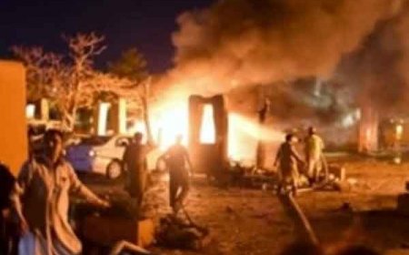 अफगानिस्तान-पाकिस्तान में फिर लड़ाई शुरू, दोनों तरफ से दागे जा रहे रॉकेट, तालिबान के कई गांव खाली