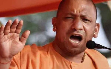 'आज दिन खास, विवादित ढांचा...': बाबरी मस्जिद विध्वंस की बरसी पर CM योगी का बड़ा बयान