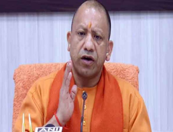 बोले सीएम योगी: युवाओं के भविष्य से खिलवाड़ करने वालों की संपत्ति होगी जब्त, होगी आजीवन कारावास की सजा