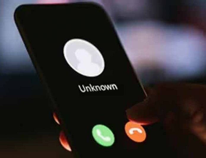 अनजान कॉल्स से है परेशान, फोन में तुरंत करें ये बदलाव: मिलेगी स्पैम कॉल्स से छुट्टी