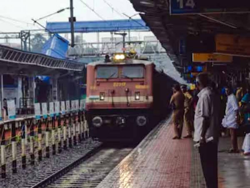 Highest Stoppage Train- सफर करने में आ जाएगा रोना: भूलकर भी इस ट्रेन में बुक मत करवा लेना टिकट, 111 स्टेशनों पर है स्टॉपेज