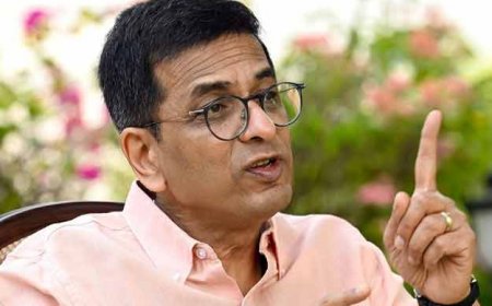 बोले पूर्व CJI चंद्रचूड़- भविष्य बचाना है तो अब कानून लाना ही पड़ेगा!