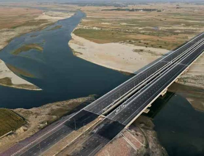 Ganga Expressway: राहुल गांधी के संसदीय क्षेत्र को होगा गंगा एक्सप्रेस वे का बंपर फायदा