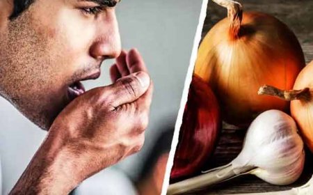 प्याज-लहसुन खाने के बाद मुंह से आ रही बदबू से हैं परेशान? तुरंत निजात पाने के लिए बस कर लें ये काम