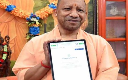 मुख्यमंत्री योगी आदित्यनाथ ने भरा डिजिटल स्वगणना प्रपत्र, सभी नागरिकों से सहभागिता की अपील की