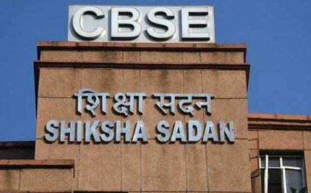 CBSE 3 Language Rule: सीबीएसई ने बदल दिए 9वीं क्लास के लिए नियम, अब 3 भाषाएं पढ़ना हुआ अनिवार्य