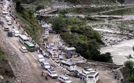 Chardham Yatra New Traffic Rule :जोशीमठ में 15 साल बाद फिर शुरू हुआ 'गेट सिस्टम', तीर्थयात्रियों को जाम से मिलेगी मुक्ति