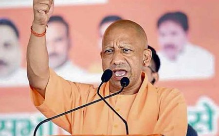 प्रयागराज में CM योगी का मनचलों को अल्टीमेटम- अब यूपी में बेटियां सुरक्षित, छेड़ने वालों की खैर नहीं