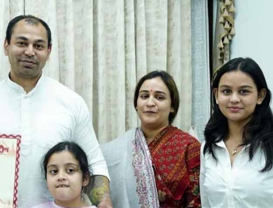 Prateek Yadav Family: मुलायम सिंह यादव के छोटे बेटे थे प्रतीक यादव, जानें परिवार में कौन-कौन लोग हैं 