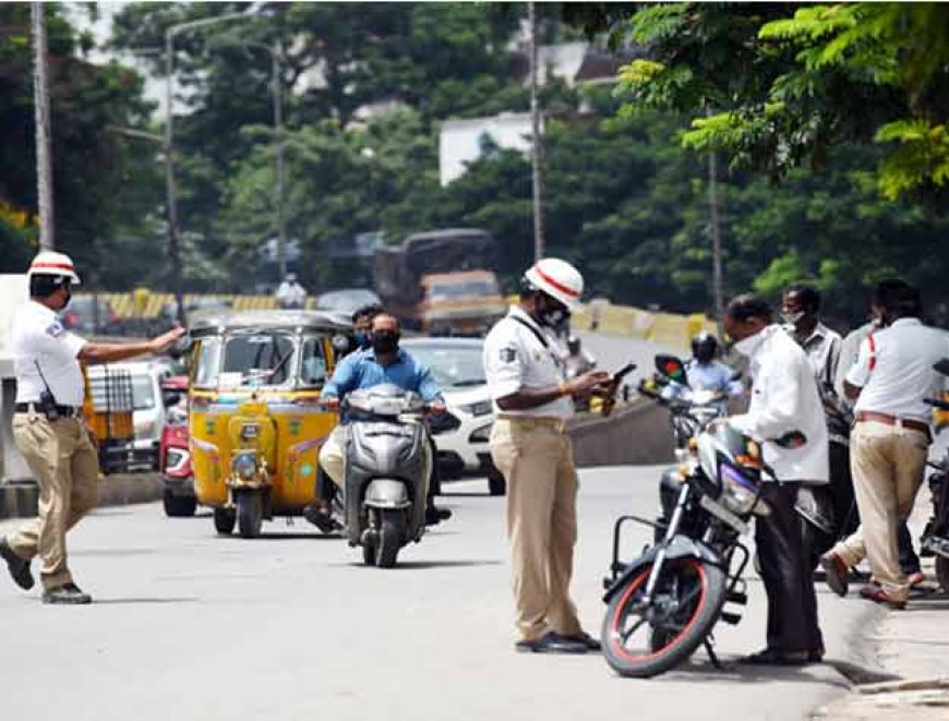 क्राइम न्यूज़ :खुल गया 9 साल पुराना लूटकांड, मुरादाबाद पुलिस ने तीन लुटेरे पकड़े