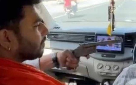 युवक को सोशल मीडिया पर तमंचा लहराना पड़ा भारी, झांसी पुलिस ने गिरफ्तार कर जेल भेजा