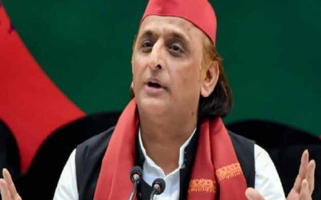 जानिए क्यों योगी सरकार के कैबिनेट मंत्री को अखिलेश यादव ने बोला ‘अफ़वाही’ मंत्री'
