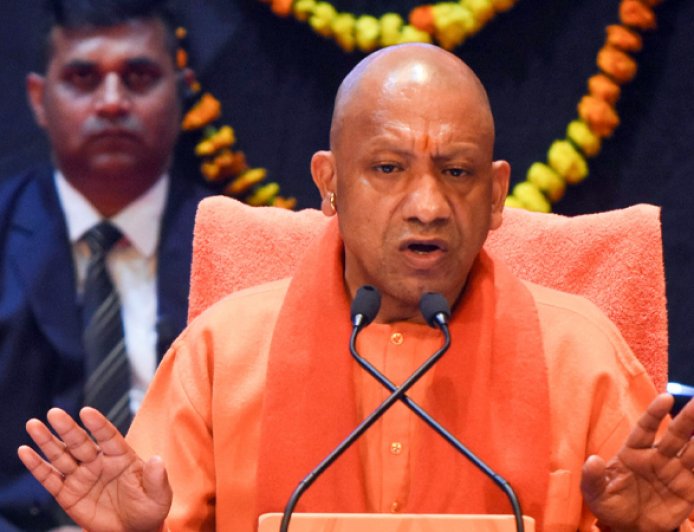 योगी सरकार ने लिया बड़ा फैसला: यूपी में संकरी गली-मोहल्लों में लगी आग पर तुरंत पाया जाएगा काबू