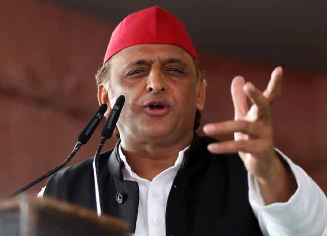 अखिलेश बोले: प्रदेश की सभी समस्याओं की जड़ भाजपा, टूट रहे एक्सप्रेसवे, किसानों को नहीं मिल पा रहा बीज-खाद