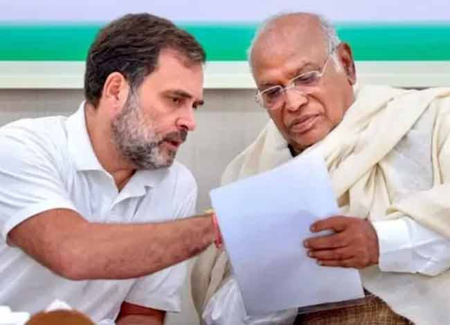यूपी कांग्रेस में बड़े बदलाव की तैयारी, बदले जाएंगे कई जिलों और शहरों के अध्यक्ष