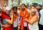 फूल-मालाएं, खुली जीप और बजे ढोल-नगाड़े, सांसद पप्पू यादव पर जूता फेंकने के आरोपितों का स्वागत