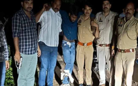 झांसी में महिला से मंगलसूत्र छीनने वाले का 9 घंटे में हाफ एनकाउंटर, दूसरे ने डर से किया सरेंडर