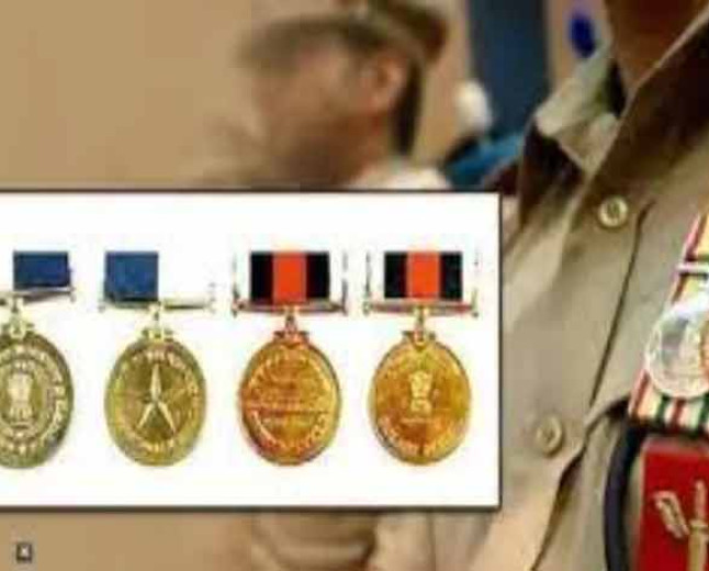 उत्तर प्रदेश पुलिस के 12 अफसर-कर्मियों को राष्ट्रपति का वीरता पदक