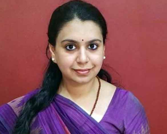 'पद छूट गया, सपना नहीं' - आईएएस दिव्या मित्तल ने 13 साल की सेवा से दिया इस्तीफा, भावुक पोस्ट में लिखा